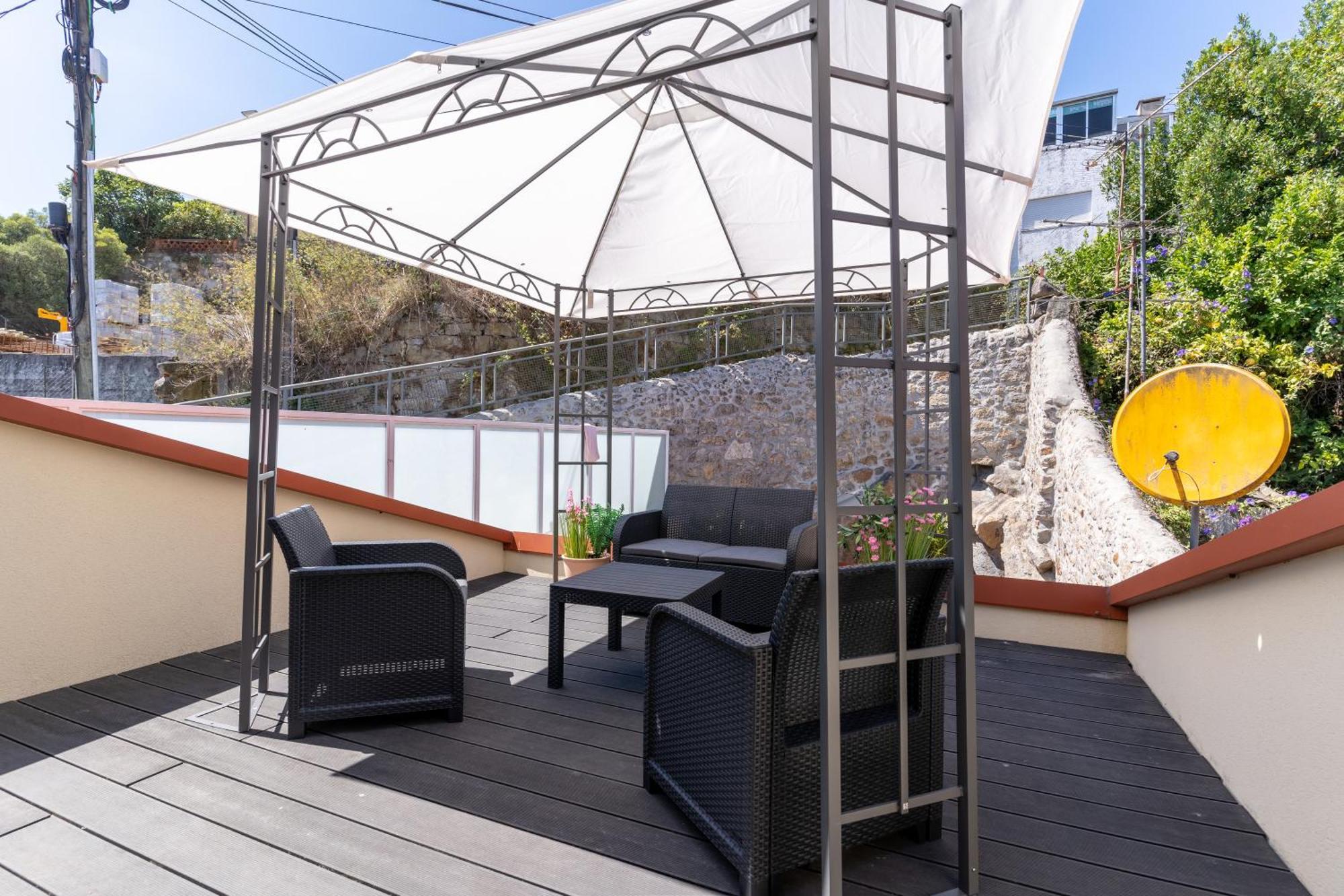 Cozy Nest Hostel Porto Kültér fotó