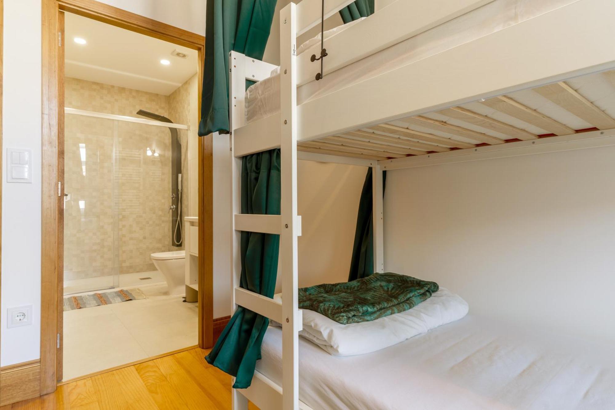Cozy Nest Hostel Porto Kültér fotó