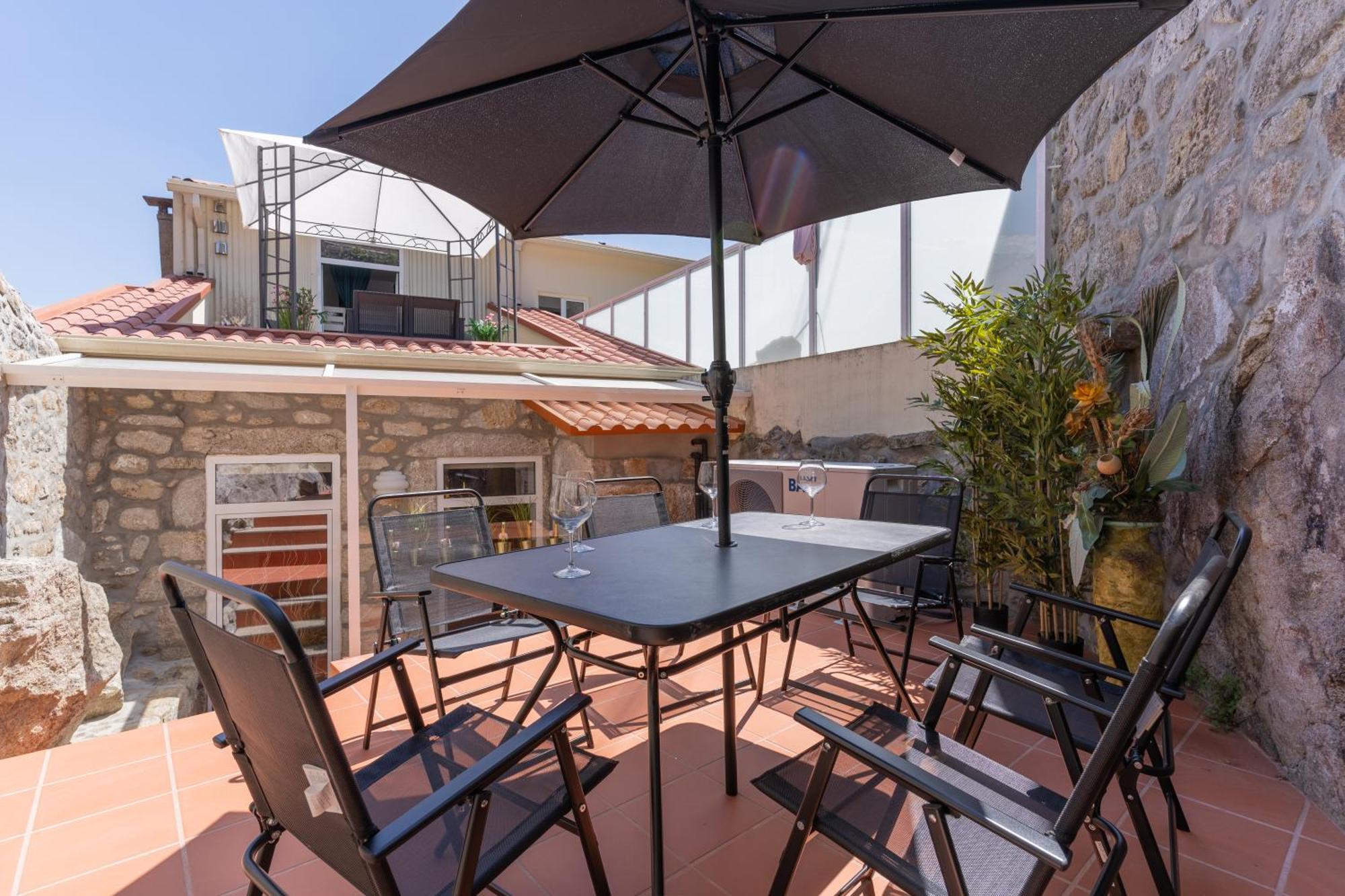 Cozy Nest Hostel Porto Kültér fotó