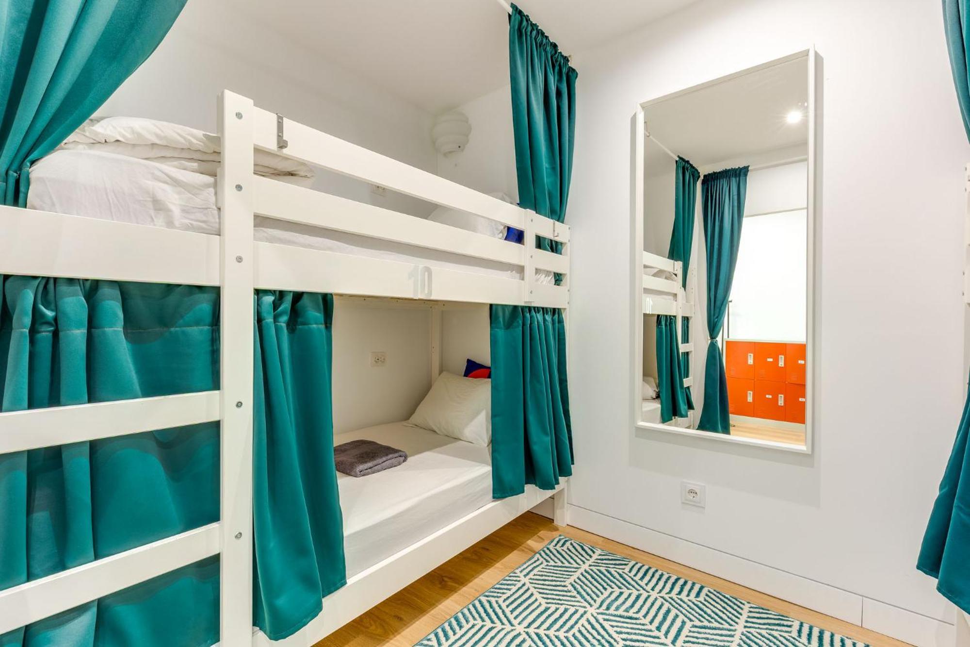 Cozy Nest Hostel Porto Kültér fotó